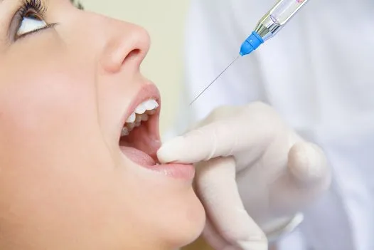 3 Easy Ways to Help Your Mouth Heal Quicker After Having Teeth Removed